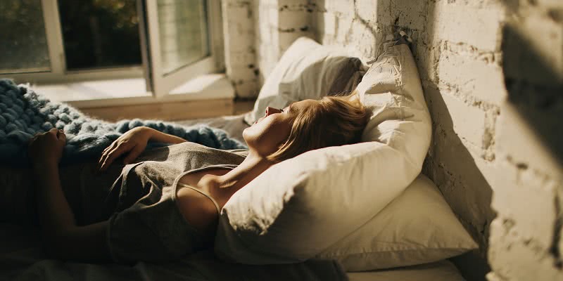 Czy spanie przy otwartym oknie jest zdrowe?